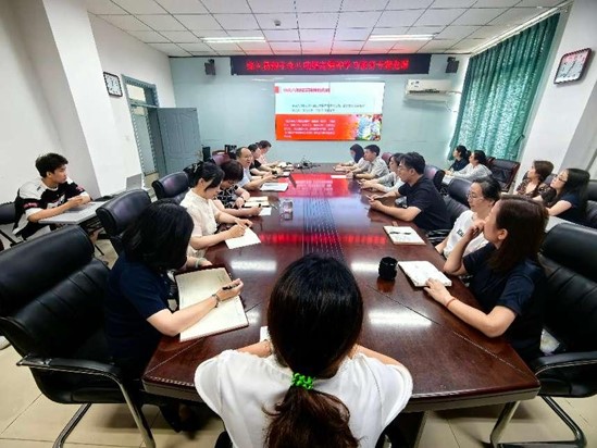 党建领航聚合力 实干创先促发展——betway西汉姆联官方网站党总支举办深入贯彻中央八项规定精神学习教育专题党课